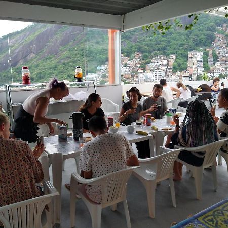 Walk On The Favela Hostel Ріо-де-Жанейро Екстер'єр фото