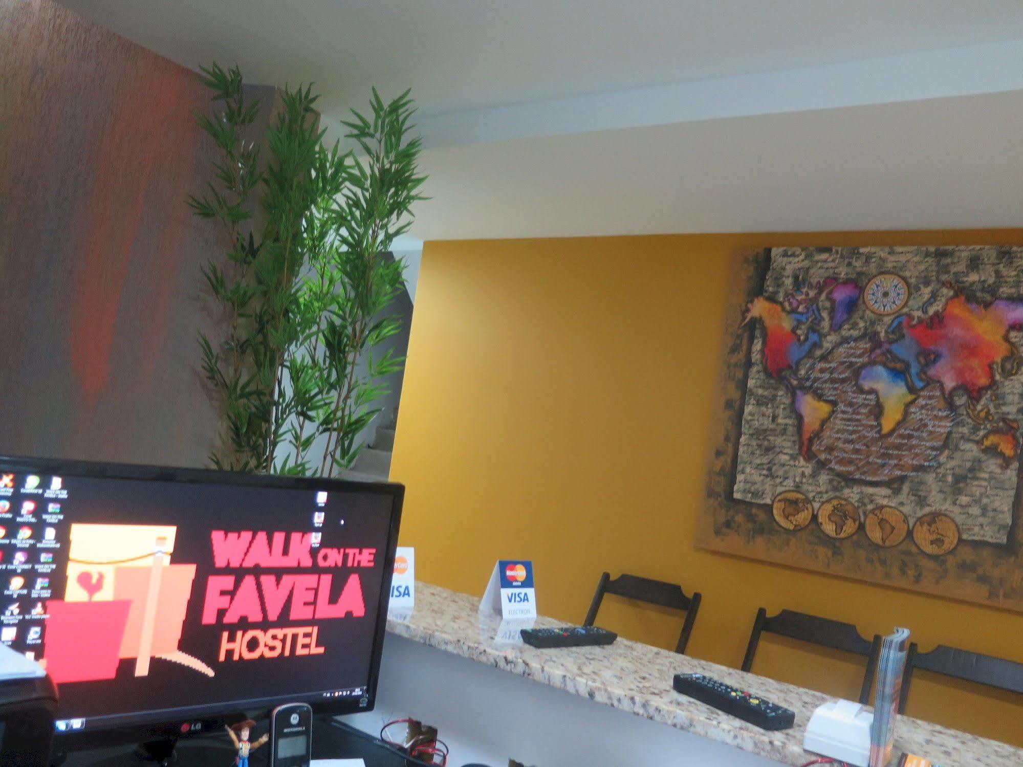 Walk On The Favela Hostel Ріо-де-Жанейро Екстер'єр фото